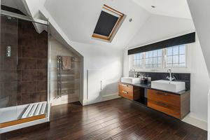 Photo 42- click for photo gallery